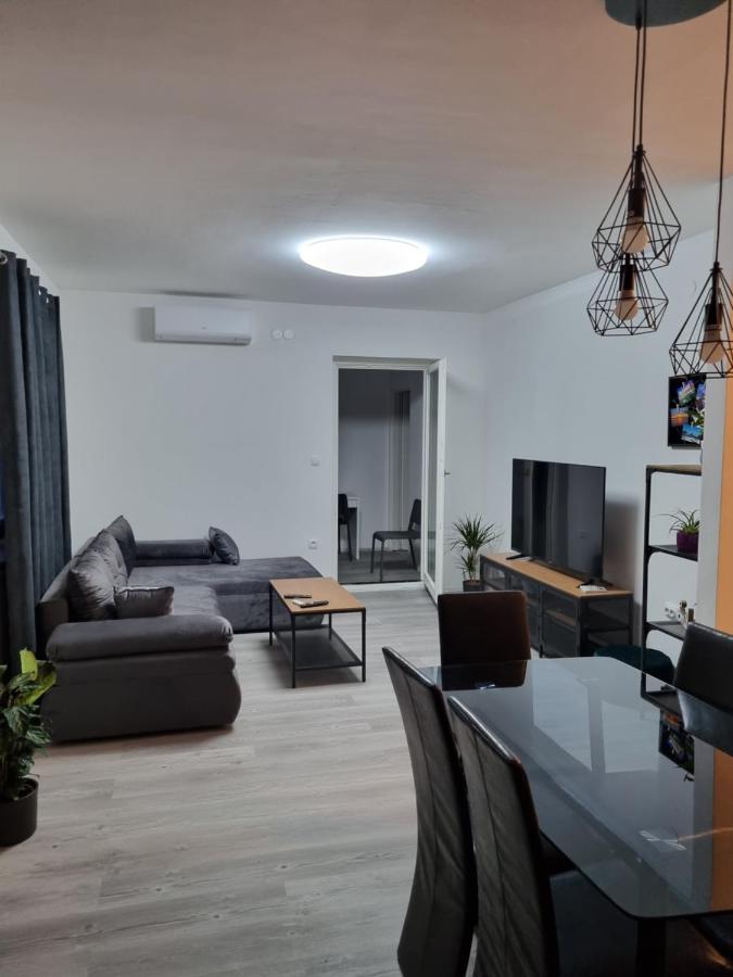 Ferienwohnung Maki Pula Exterior foto