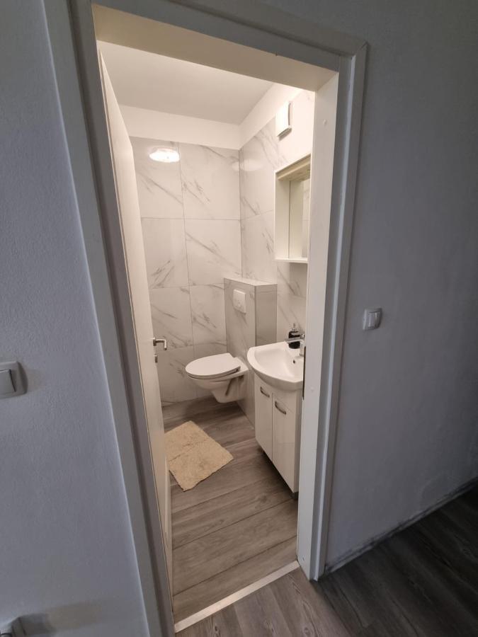 Ferienwohnung Maki Pula Exterior foto